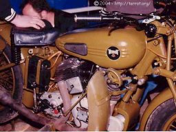 750cc_VATT_militaire