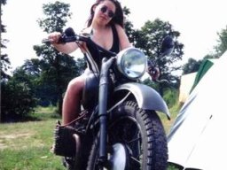 Foto_12_Kasia_i_M72_green